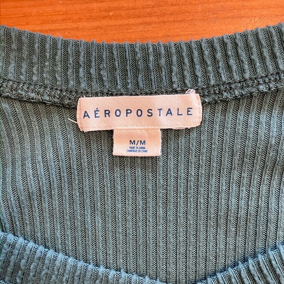 Aeropostale Women's Green V-Neck Ribbed Sweater - Picture 3 of 5